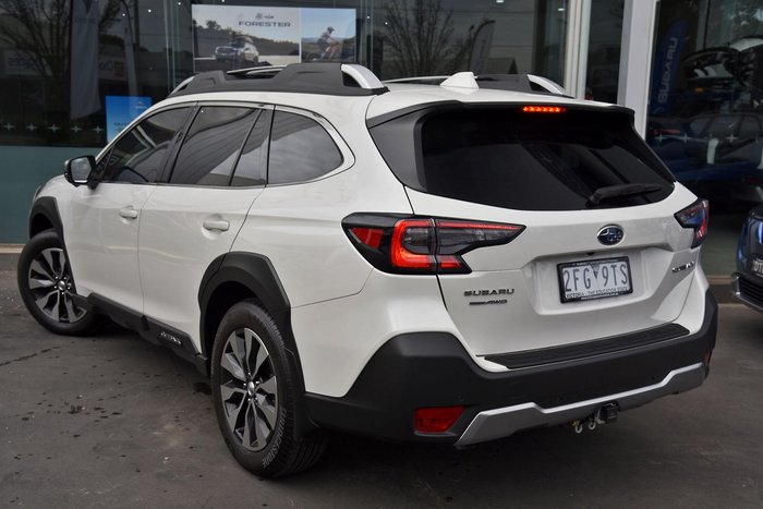2025 Subaru Outback AWD Touring
