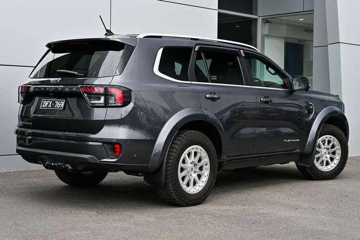 2024 Ford Everest Platinum