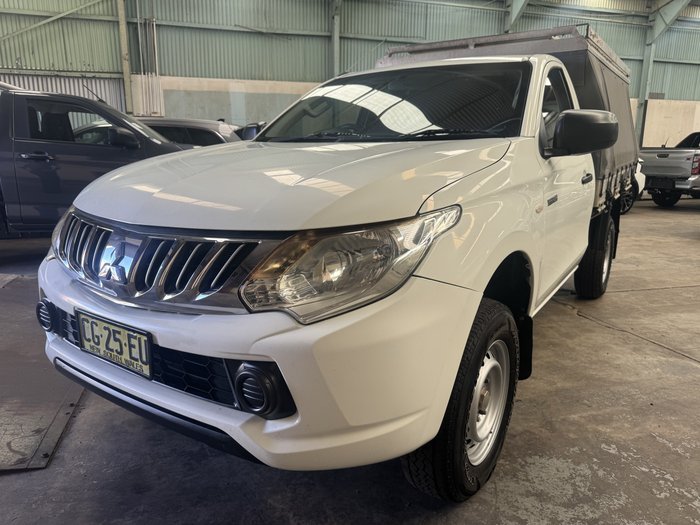 2015 Mitsubishi Triton GLX