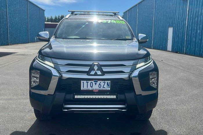 2021 Mitsubishi Pajero Sport GLS