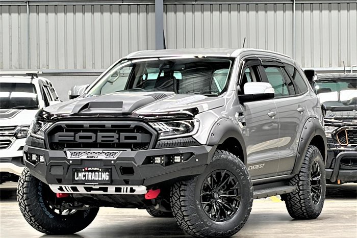 2017 Ford Everest
