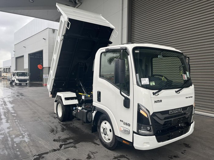 2026 Isuzu N Series NMR 65/45-150 DT D25 Tri-Tipper