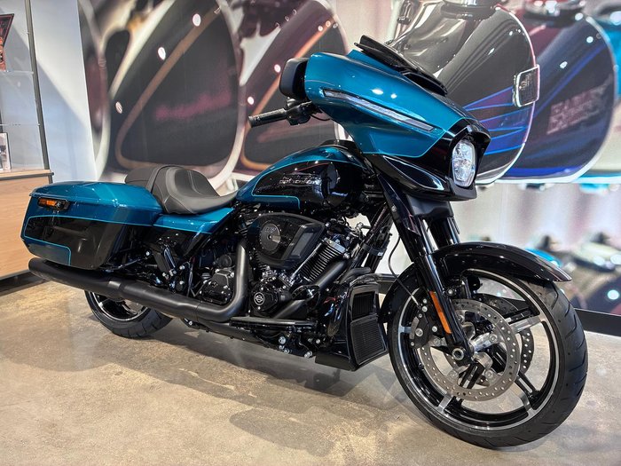 2026 Harley-Davidson Street Glide 117 (FLHX)