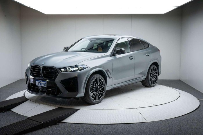 2023 BMW X6 M