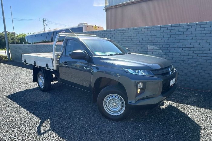 2021 Mitsubishi Triton GLX