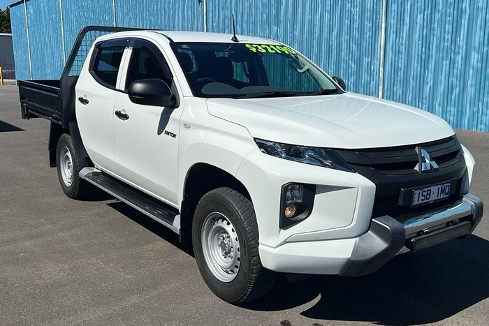 2021 Mitsubishi Triton GLX