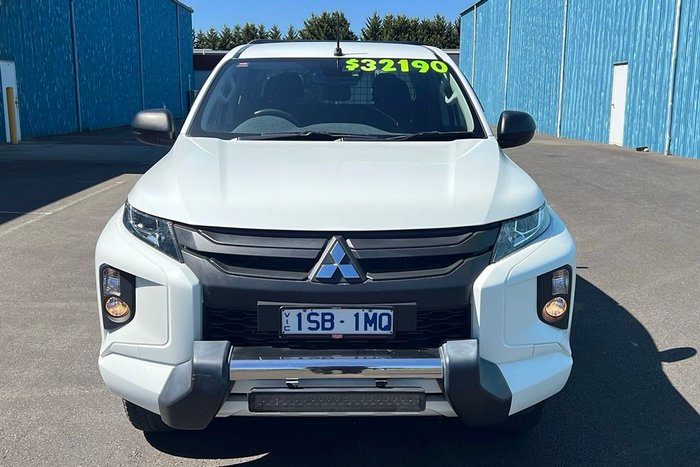 2021 Mitsubishi Triton GLX