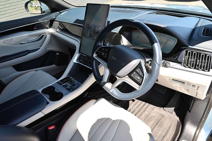 2025 BYD SEALION 6 Premium