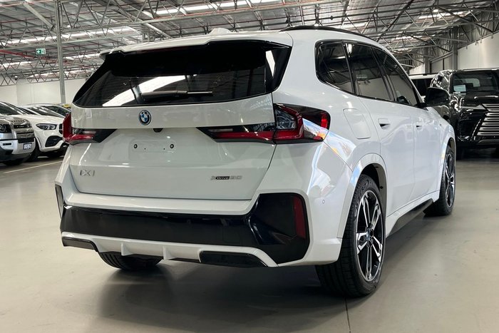 2025 BMW iX1 xDrive30 M Sport