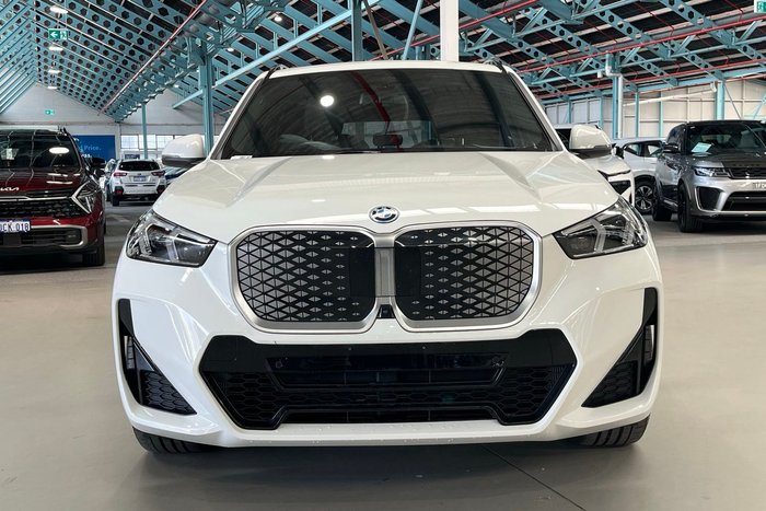 2025 BMW iX1 xDrive30 M Sport