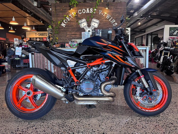 2022 KTM