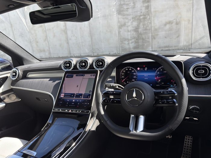 2024 Mercedes-Benz GLC-Class GLC300