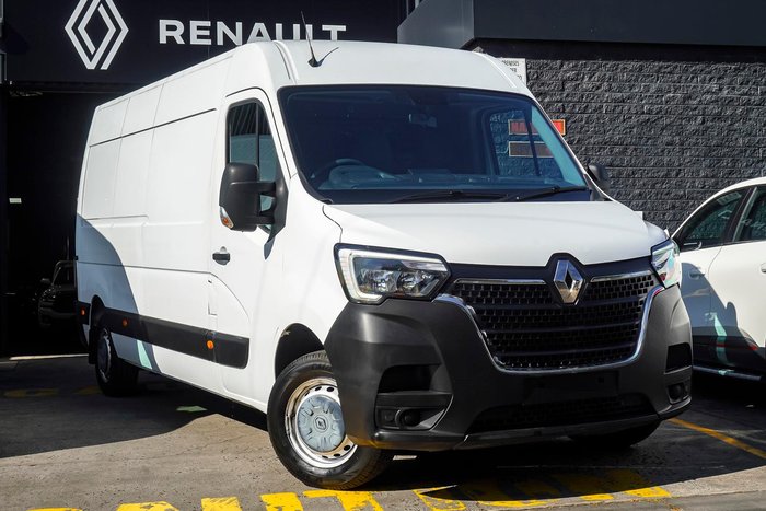 2022 Renault Master