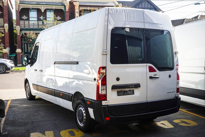 2022 Renault Master Pro 110kW