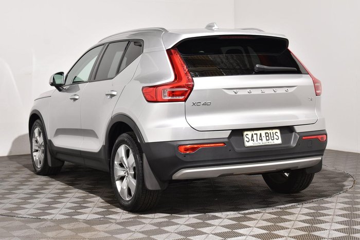 2018 Volvo XC40 T4 Momentum