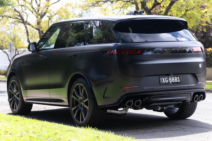 2026 Land Rover Range Rover Sport P635 SV Carbon
