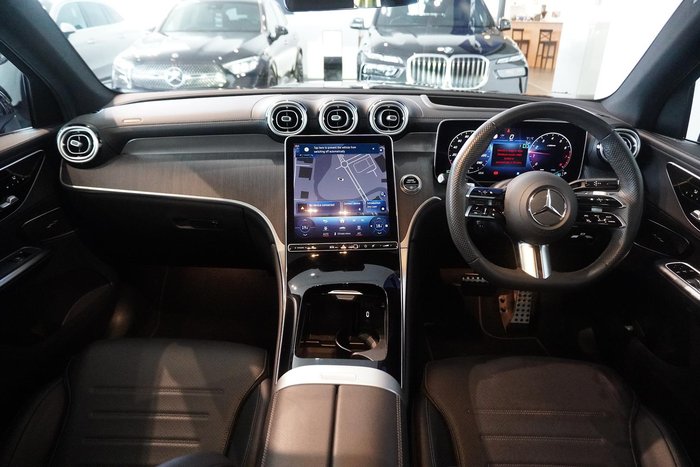 2023 Mercedes-Benz GLC-Class GLC300