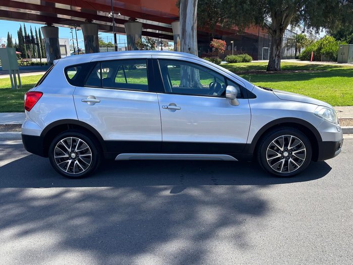 2015 Suzuki S-Cross GLX