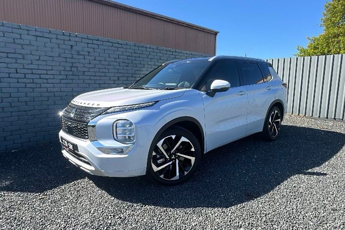 2024 Mitsubishi Outlander