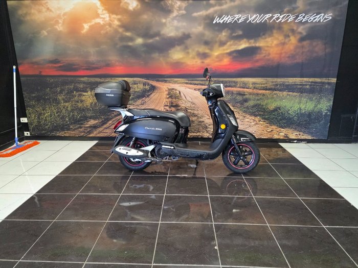 2018 SYM CLASSIC 200i BLACK