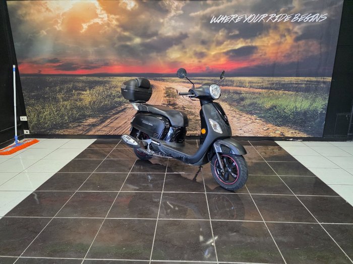 2018 SYM CLASSIC 200i BLACK