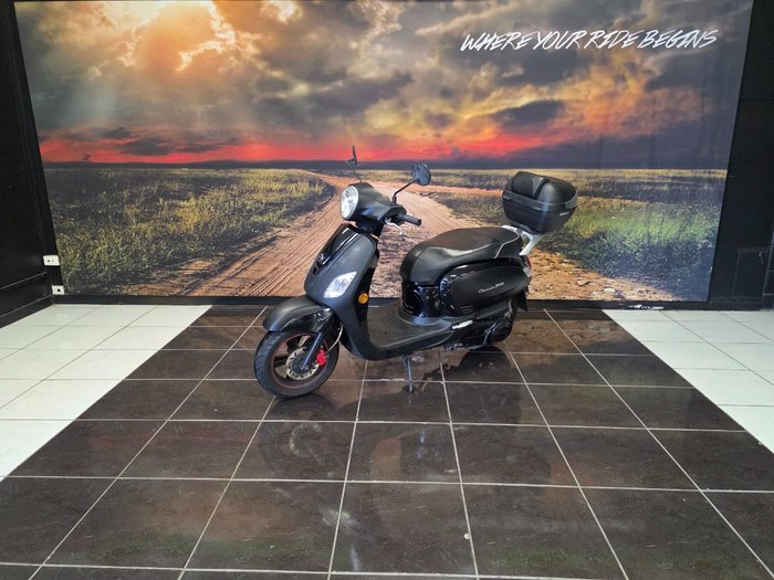 2018 SYM CLASSIC 200i BLACK