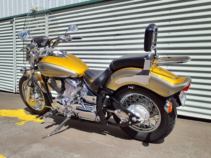 1999 Yamaha V-Star XVS1100 Custom V-Star Gold
