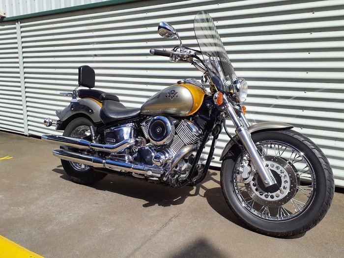 1999 Yamaha V-Star XVS1100 Custom V-Star Gold