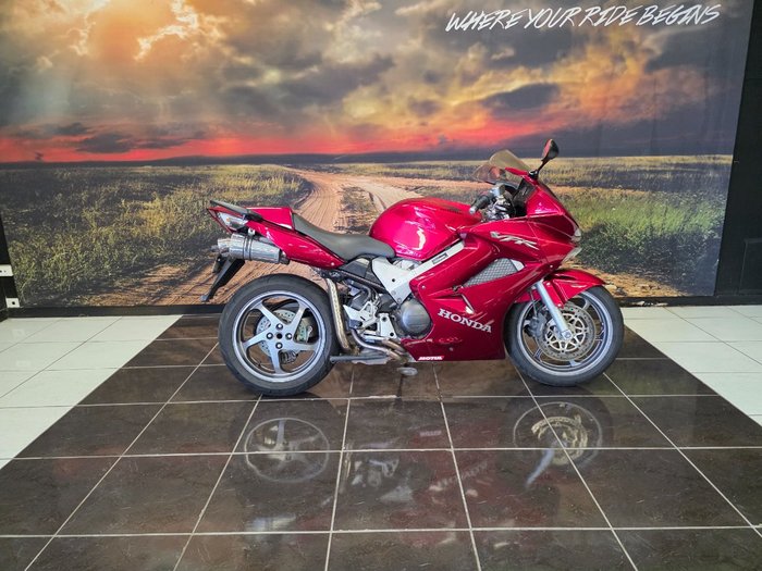2008 Honda VFR800F (VFR800Fi) RED