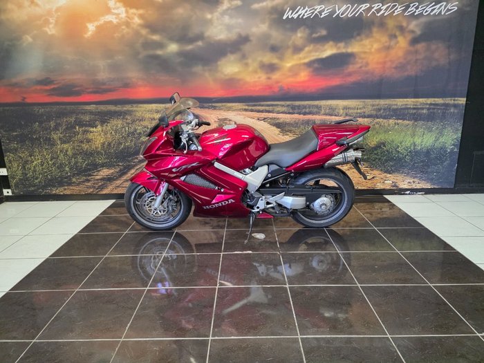 2008 Honda VFR800F (VFR800Fi) RED