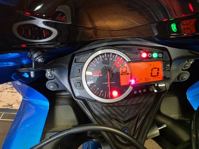 2018 Suzuki GSX-R750 BLACK