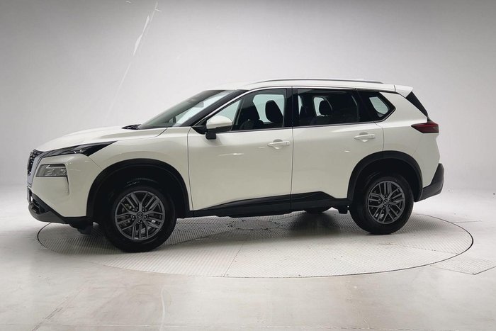 2023 Nissan X-TRAIL ST