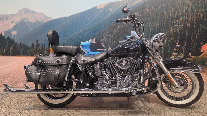 Harley-Davidson Heritage Softail Classic 1690 (FLSTC) Softail