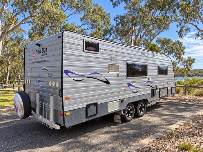2015 New Age Caravans Oz Classic 22E