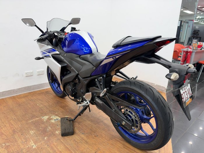 2015 Yamaha YZF-R3
