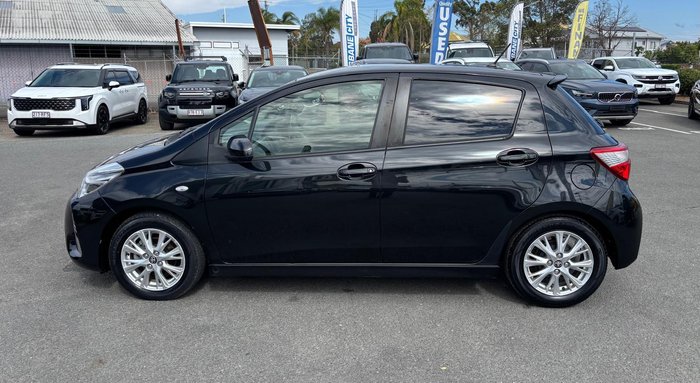 2017 Toyota Yaris ZR