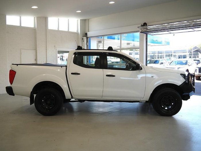 2021 Nissan Navara SL
