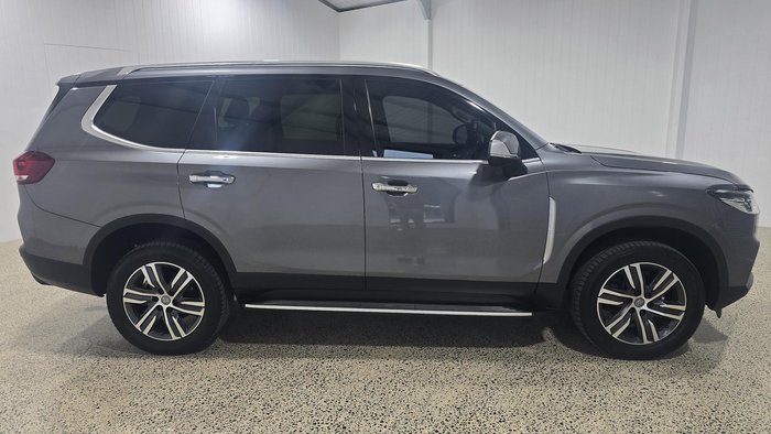 2023 LDV D90 Executive