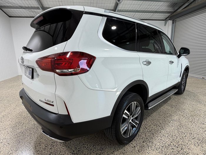 2021 LDV D90 Executive