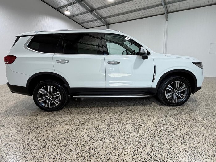 2021 LDV D90 Executive