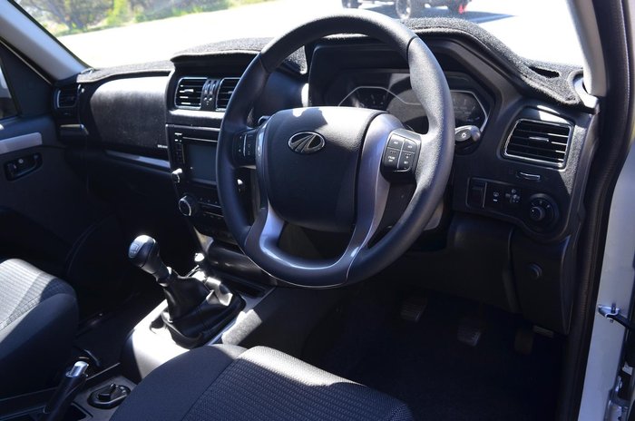 2019 Mahindra PIK-UP S10 Black mHawk
