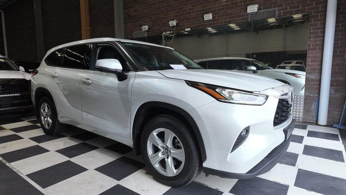 2022 Toyota Kluger GX