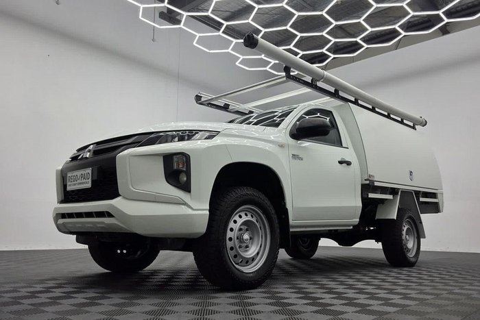 2021 Mitsubishi Triton