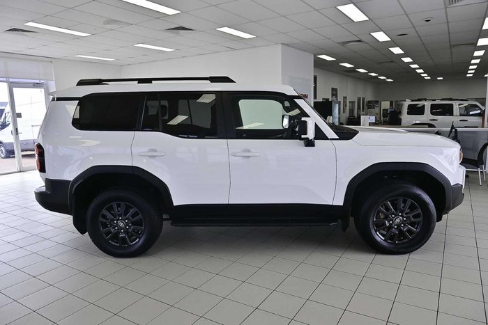 2025 Toyota Landcruiser Prado GXL
