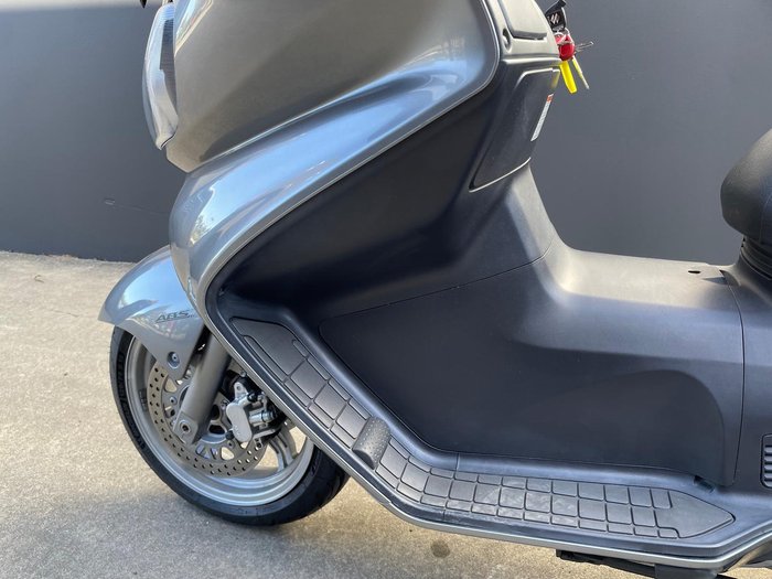 2008 Suzuki Burgman 650 Executive (AN650A) Burgman Grey
