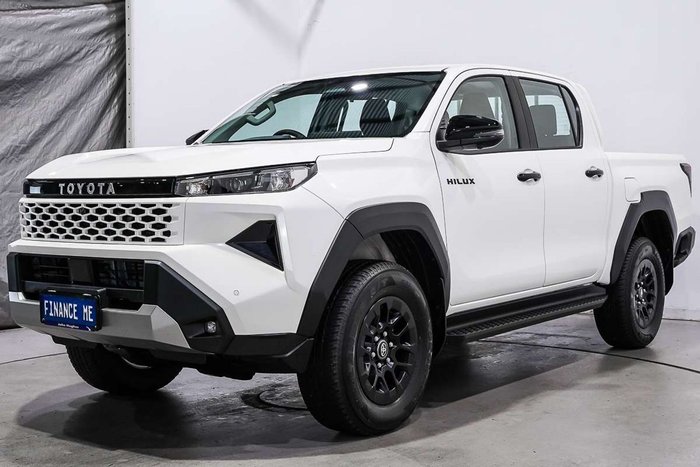 2026 Toyota Hilux SR