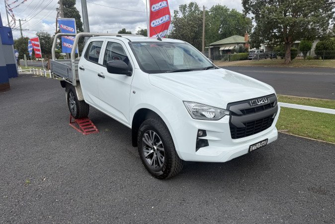 2022 ISUZU D-MAX