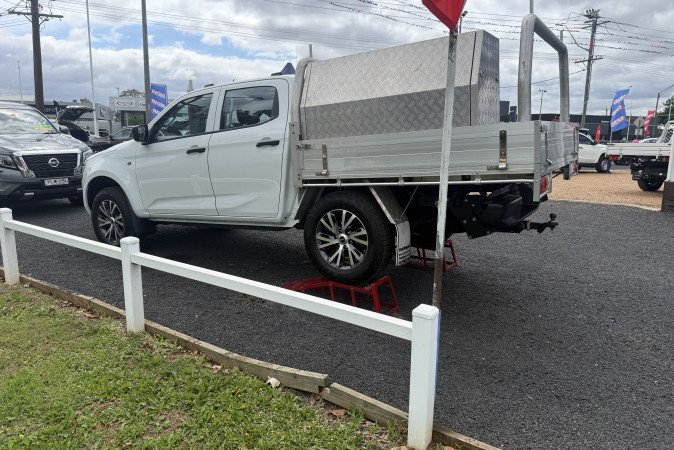 2022 ISUZU D-MAX SX (4x2) HIGH-RIDE