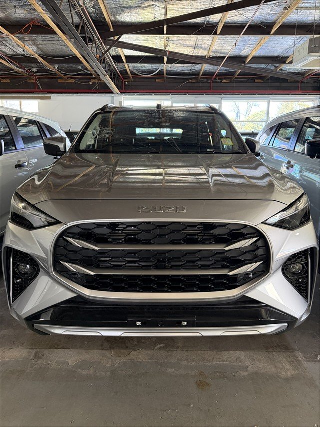 2026 Isuzu MU-X