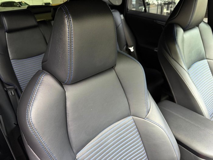 2023 Toyota RAV4 XSE